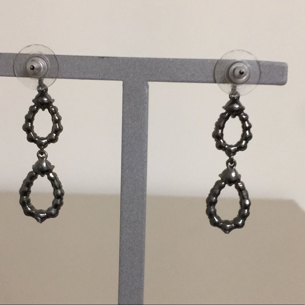 Cache earrings - Picture 5 of 6